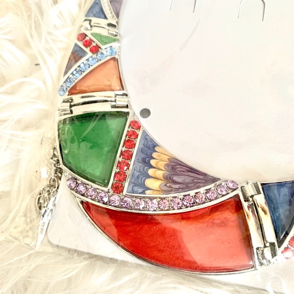 New💕Geometric Rhinestone Necklace Set - Picture 4 of 6